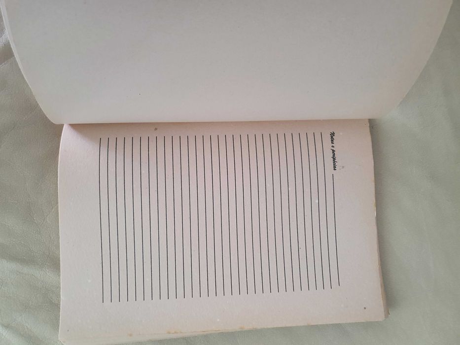 O Livro das Viagens para escrever as viagens - Nunca Usado