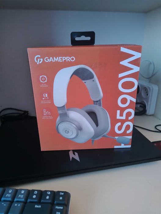 Навушники GamePro HS590W