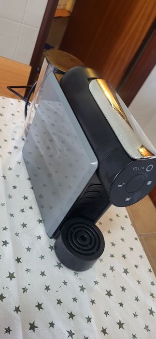 Cafeteira Delta em estado de Nova