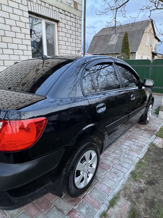 Продам автомобіль в гарному стані