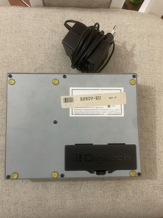 Pedaleira Digitech RP80