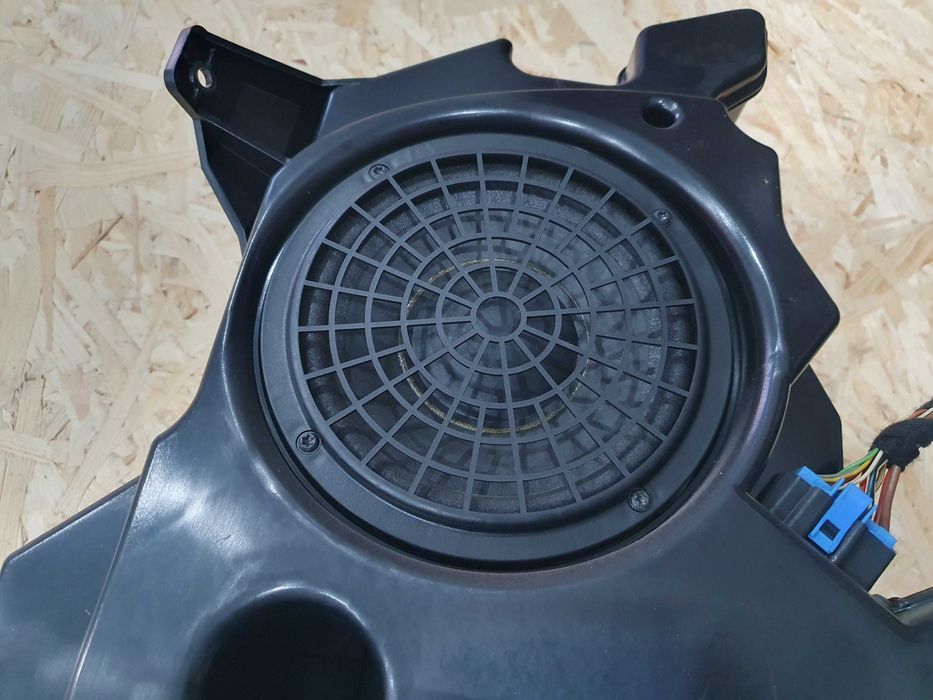 Głośnik Subwoofer Audi A3 8p