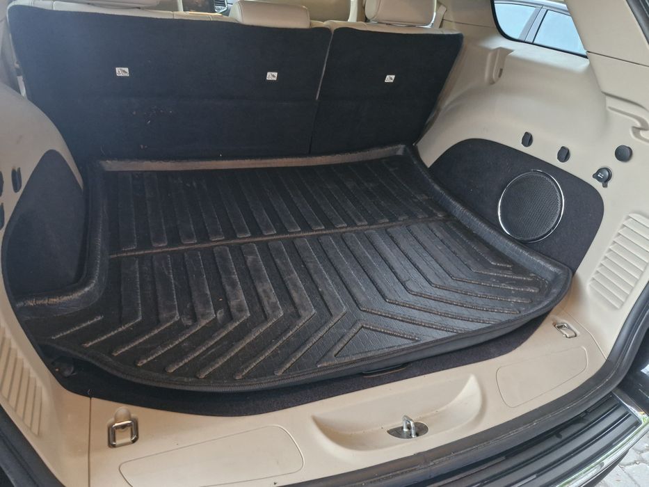 Mata do bagażnika jeep grand cherokee