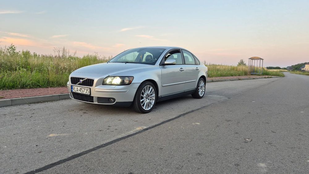 Volvo S40