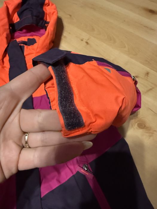 Куртка на зріст 140