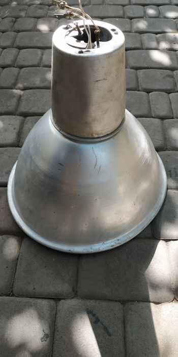 Светильник на Е40