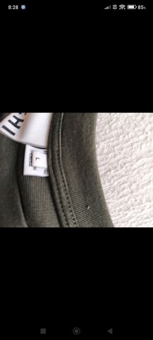 Oliwkowa bluza z bufiastymi rekawami Cieniutka Khaki
L/40