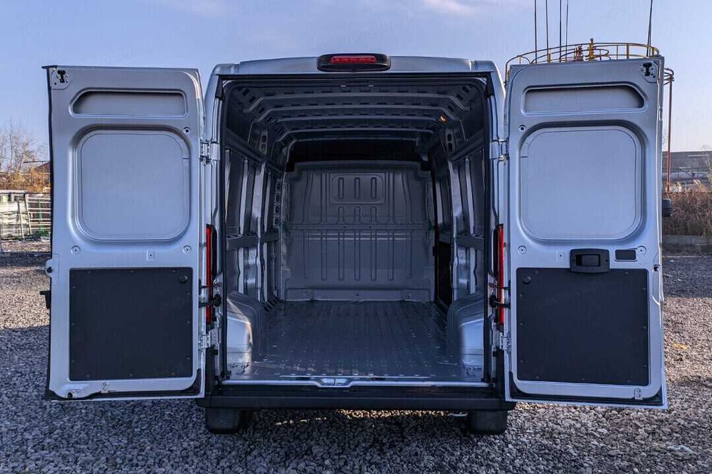 Usługa transportowa z kierowcą