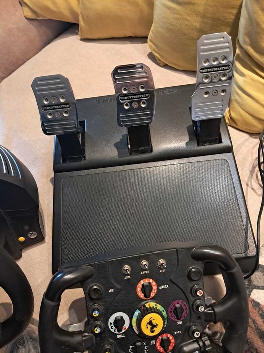 Kit SimRacing Thrustmaster TX / T300 + Volante Ferrari F1 + Pedais T3PA