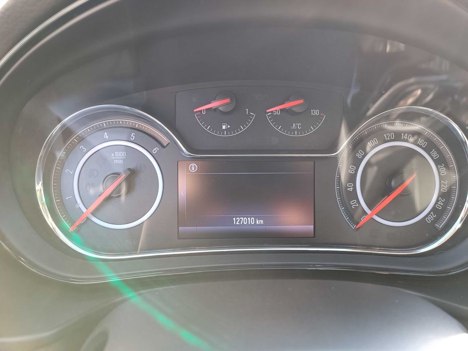 Opel Insignia ST 1.6 CDTi 136cv