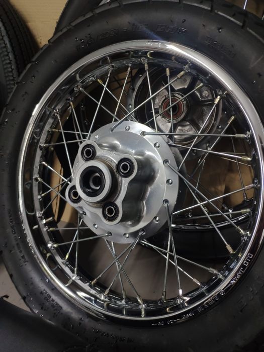 Honda CM125 Custom Cafe racer 70's