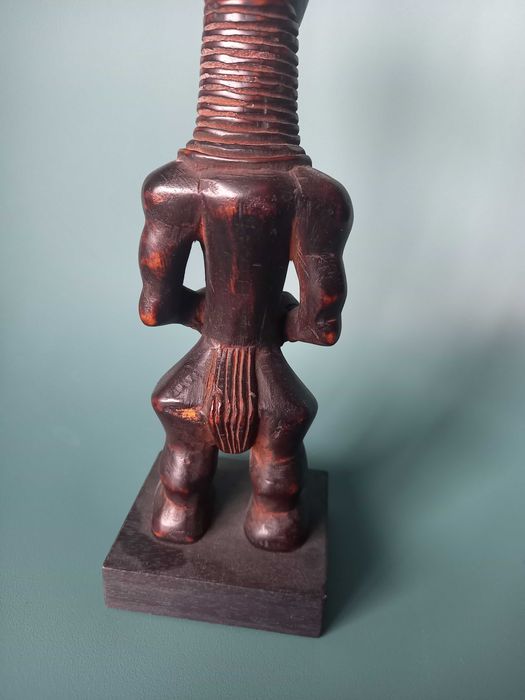 Arte africana figura