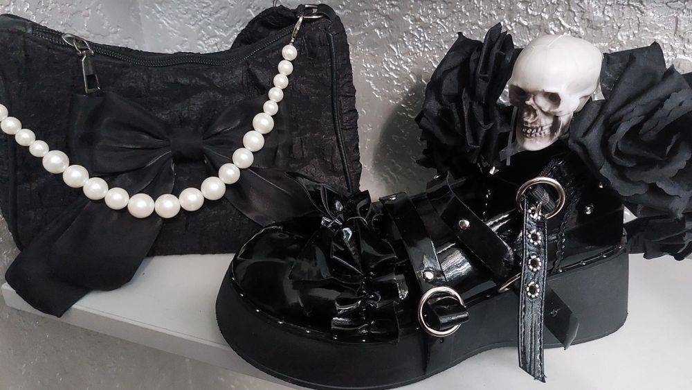 Туфлі в естетиці Gothic Lolita / Harajuku / Punk Rock.устілка 22см