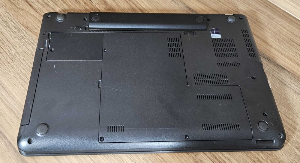 Laptop Lenovo Thinkpad E550 i7/8GB/240GB SSD Win10 Pro 15,6" FHD