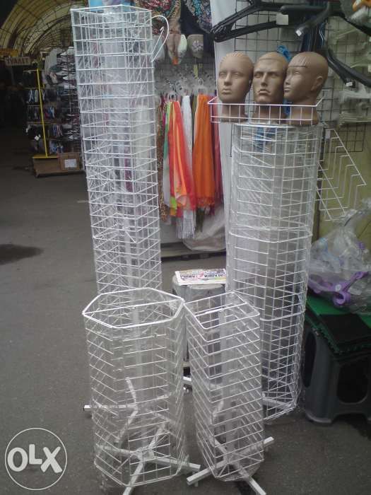 Торговое оборудование -Сетки,рамы на ногах 2*1,сетчатые стенды