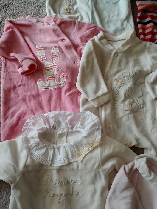 Lote de babygrows para recém nascido