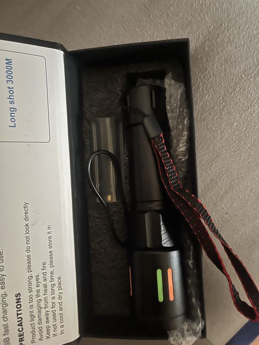 Фонарик ручной  ЛЕТ 3000м