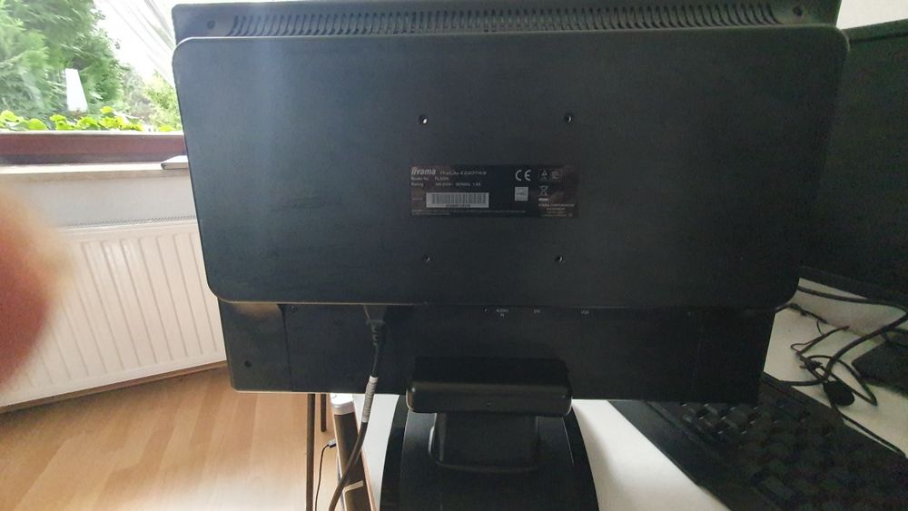 MONITOR IIYAMA PROLITE 22 " panorama wejście audio, dvi,vga"