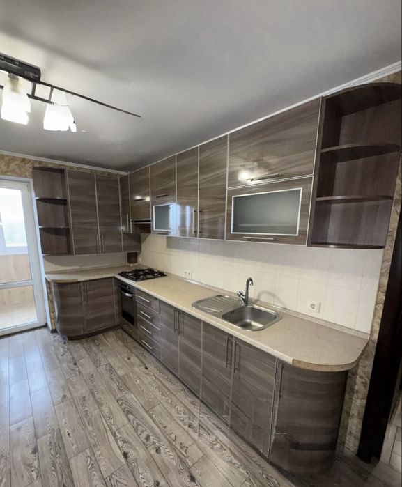 Поділ. Здається 1-кімнатна квартира