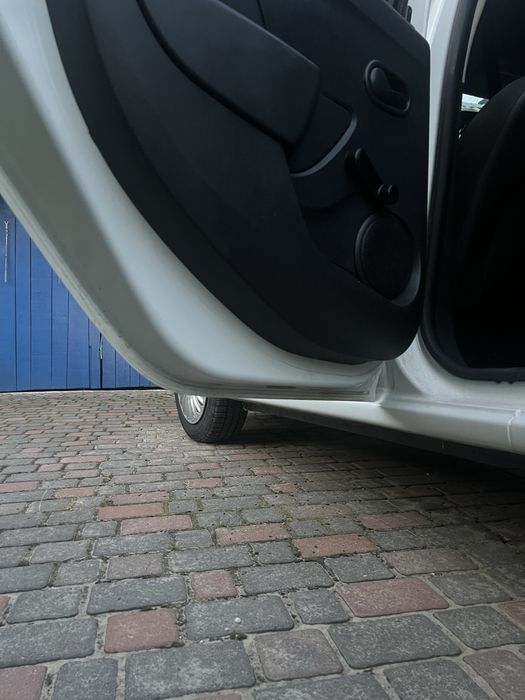 Dacia Sandero 2013
