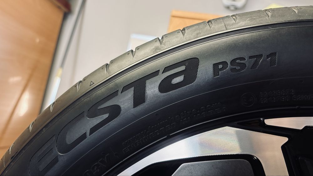 Opony letnie 235/50 R19 Kumho Ecsta