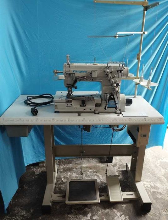 Maquina de costura colarete Kingtex da até 3 agulhas