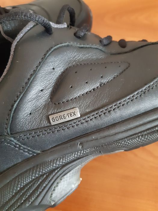 Sportowe buty damskie Ecco