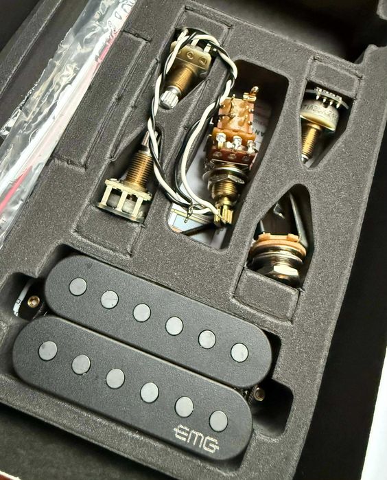 EMG JR "Daemonum" BK