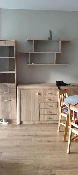 Komoda/Szafka przeszklona/Wisząca