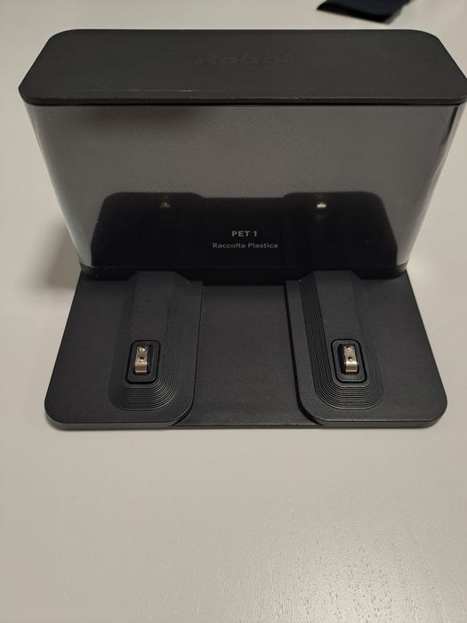 Aspirador Robô IROBOT Roomba Combo Essential Preto