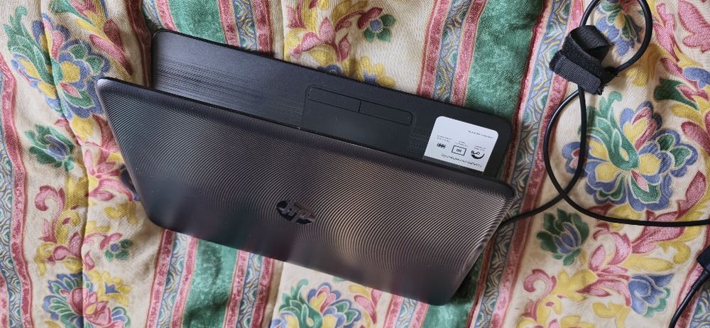 Computador hp . .427553639807723521