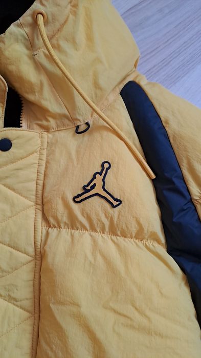 Kurtka zimowa JORDAN w bardzo dobrym stanie