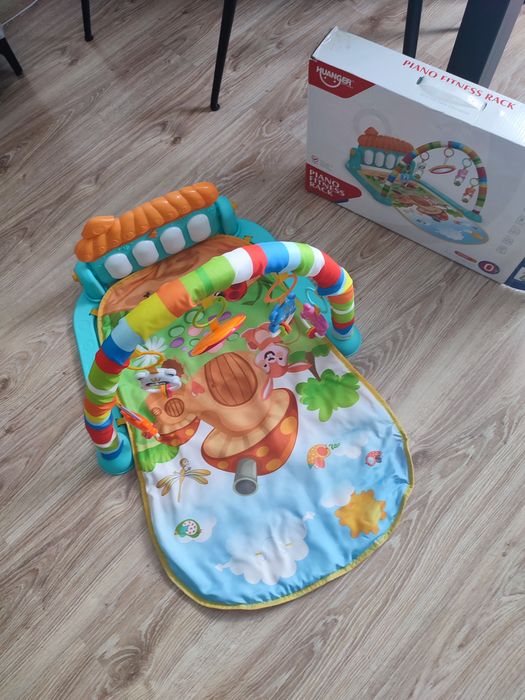 Mata edukacyjna z pianinkiem dla dzieci dziecka