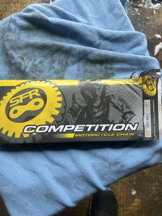 Ланцюг новий 428