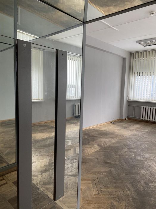 Оренда офісу на вул. Євгенія Сверстюка,23 на 36,1 м²