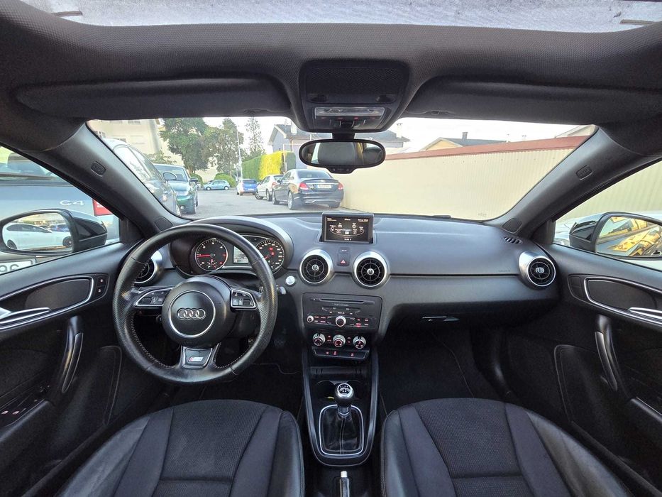 AUDI A1 S LINE 1.6TDI 105CV "FULL EXTRAS"