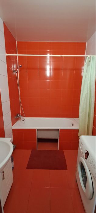 Центр.2-кімнатна квартира  напроти "Листопада