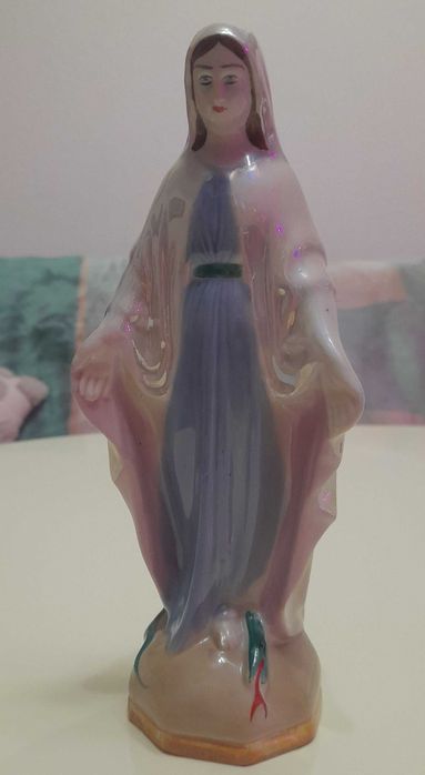 фарфоровые статуэтки  дева Мария