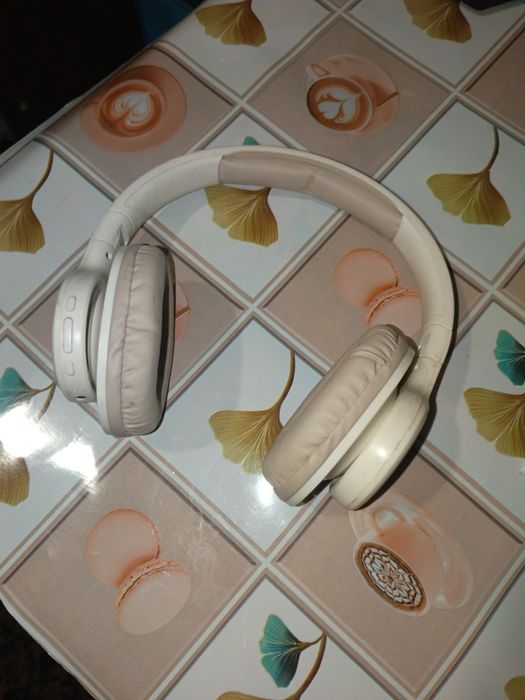 Навушники KLGo гарний стан