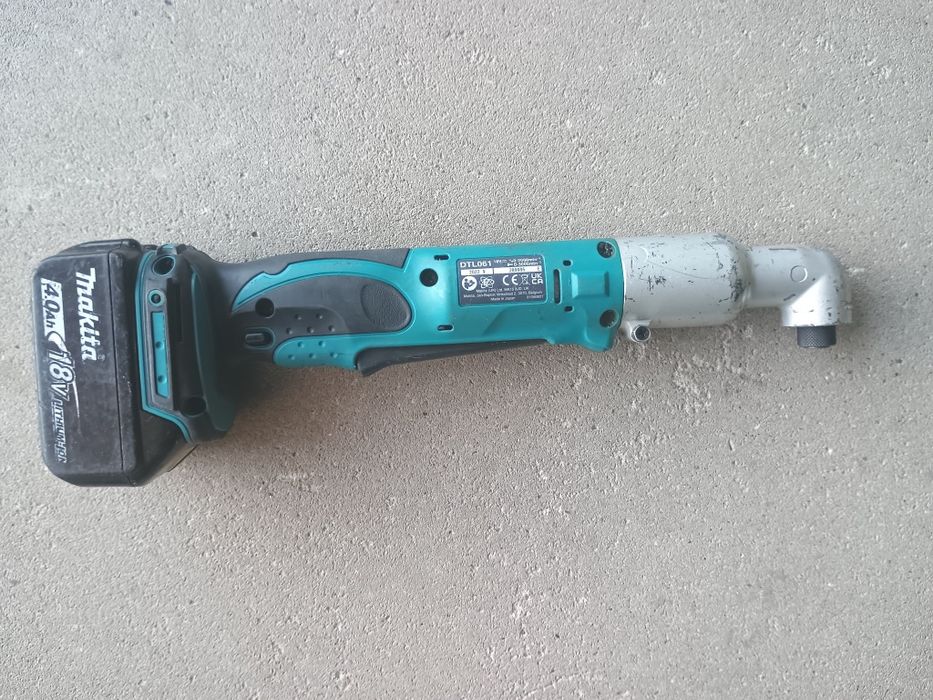 Wkrętarka kątowa Makita DTL 061 + Aku 18 V li-ion