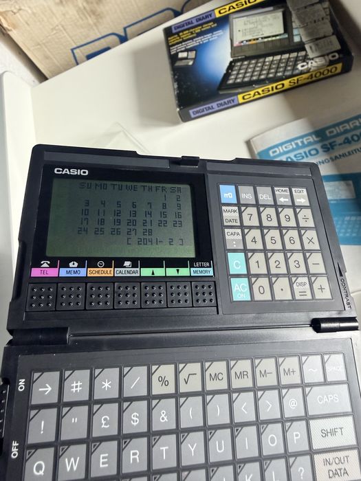 Casio SF 4000  Digital Diary organizer 1988r