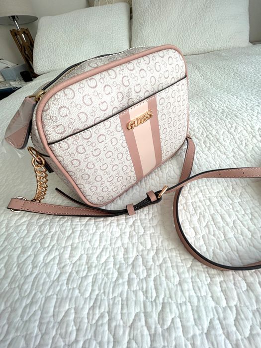 Guess torebka  z logo