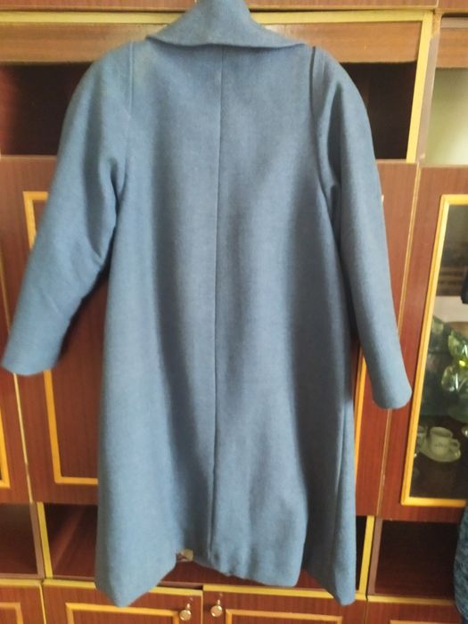 Пальто жіноче демісезонне , розмір 50-52.