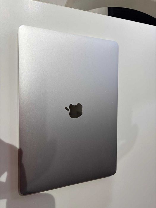 MacBook Pro M1 8GB RAM/256GB SSD - stan bardzo dobry