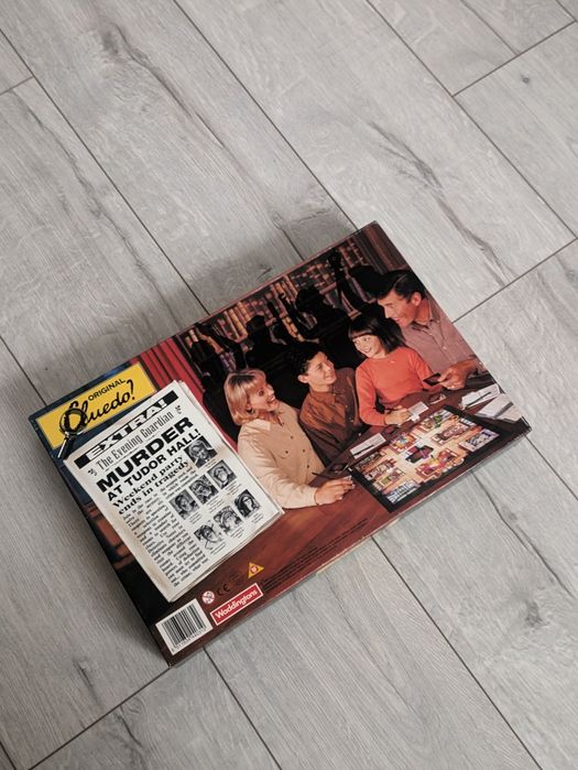 Настільна гра Cluedo (оригінал, Hasbro, 1996)
Продам класичну детектив