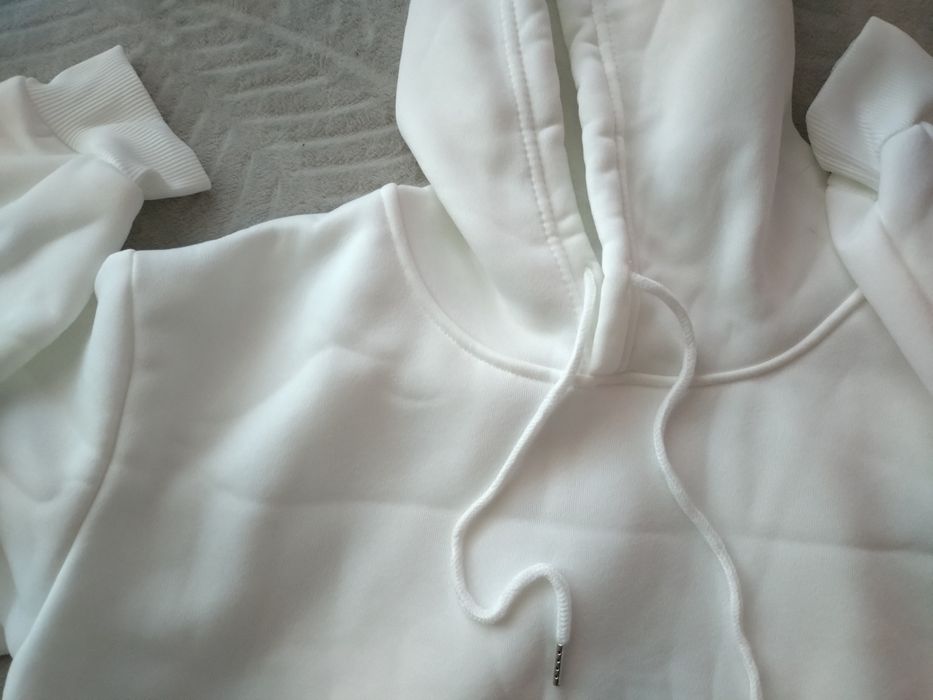 Biała bluza M Shein krótka