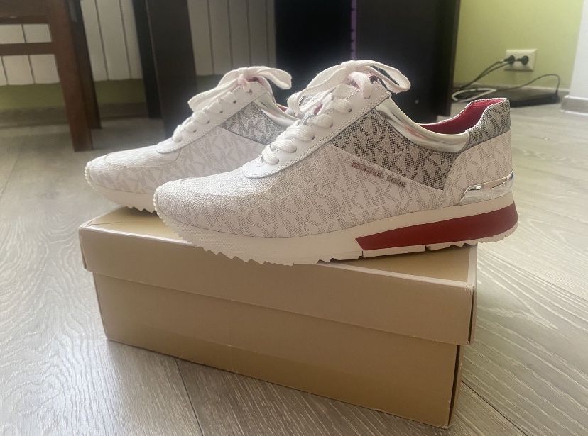 Кросівки Michael Kors 37,5 р.