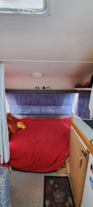 Caravana Pluma GROU 380