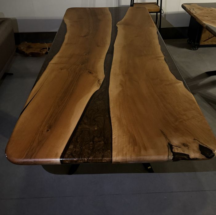 Стіл з епоксидки  ясен,дуб американський,оливка