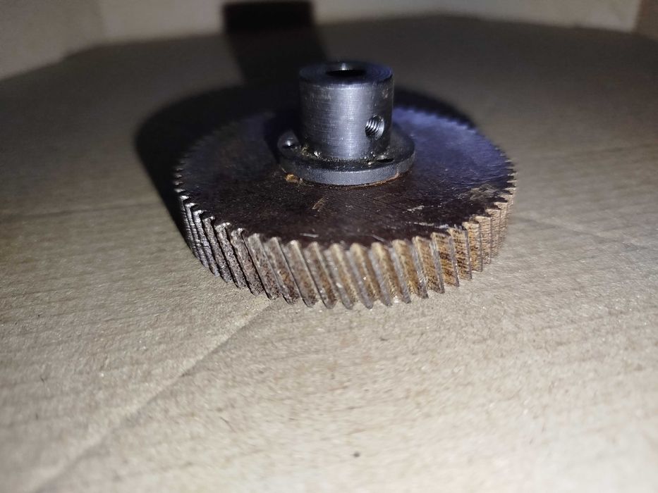 Шестерня 64 мм текстолітова косі зубці